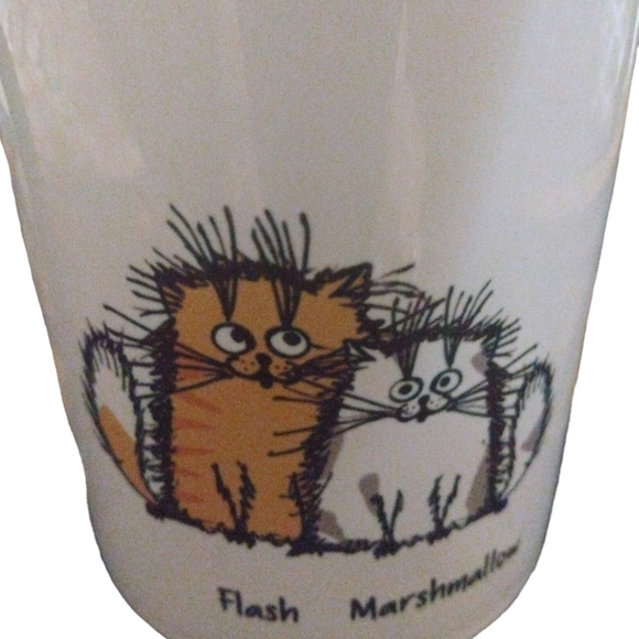 Fun Cat Lover Mug: "Everyday is Caturday" - Animated Cats: Flash & Marshmallow - Picture 3 of 8